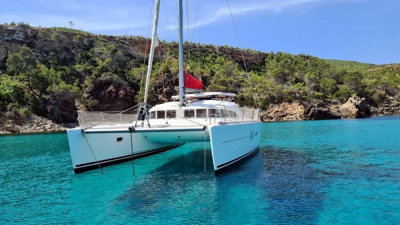 Lagoon 410 S2 | Simpli Connect