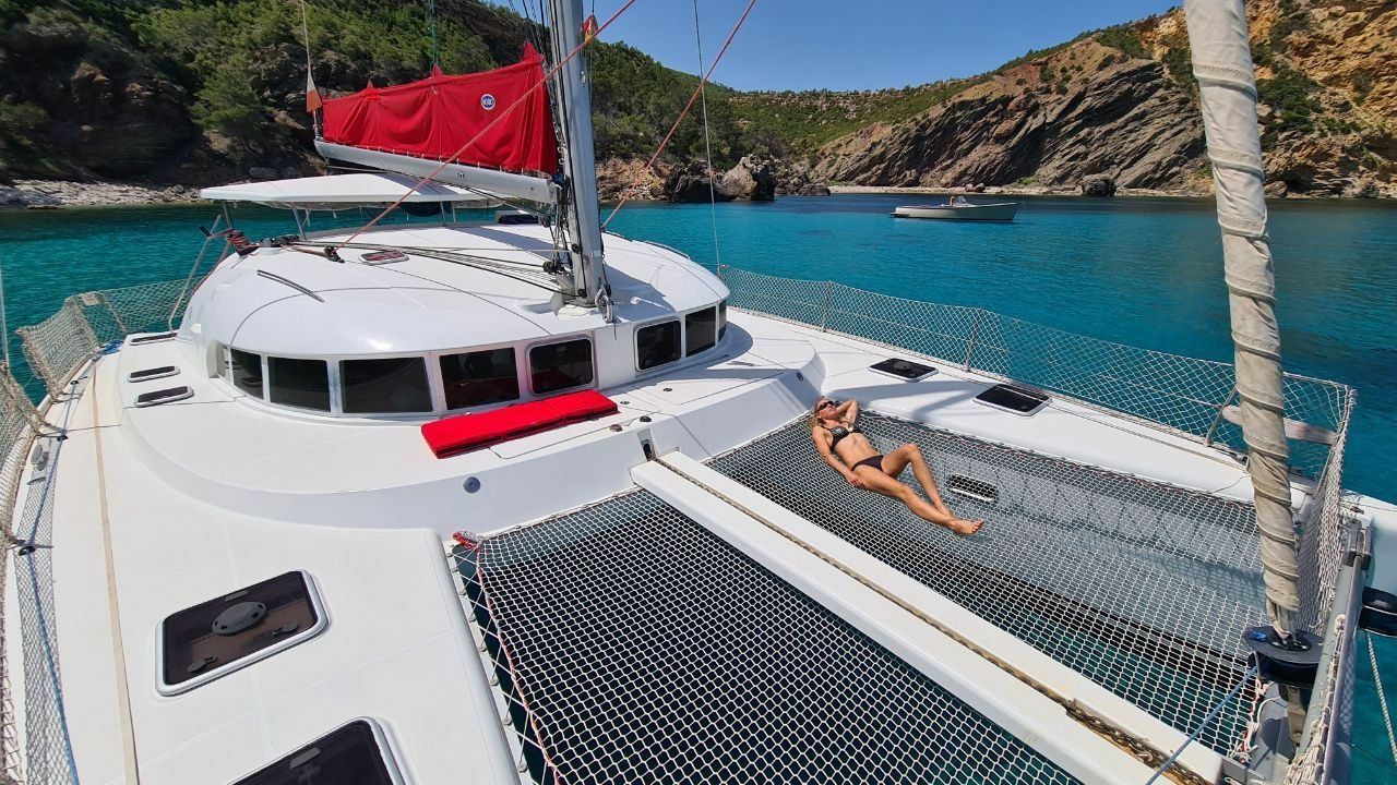 Lagoon 410 S2 | Simpli Connect