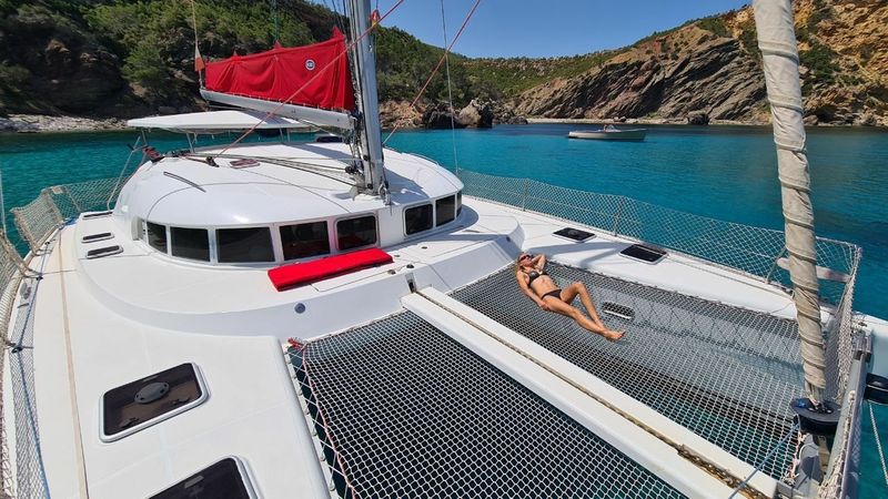 Lagoon 410 S2 | Simpli Connect