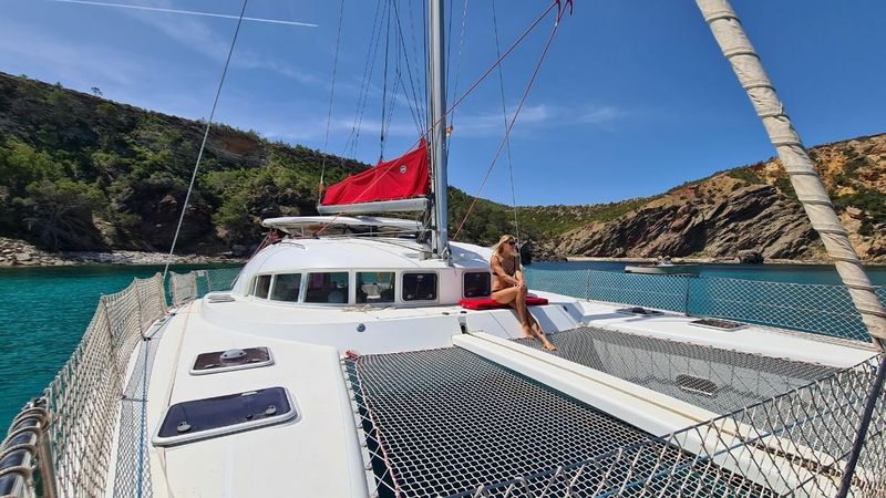 Lagoon 410 S2 | Simpli Connect