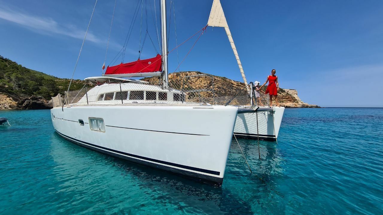 Lagoon 410 S2 | Simpli Connect