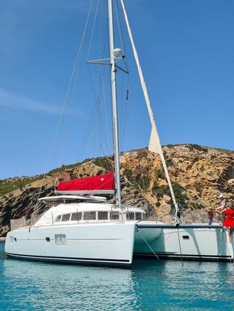 Lagoon 410 S2 | Simpli Connect