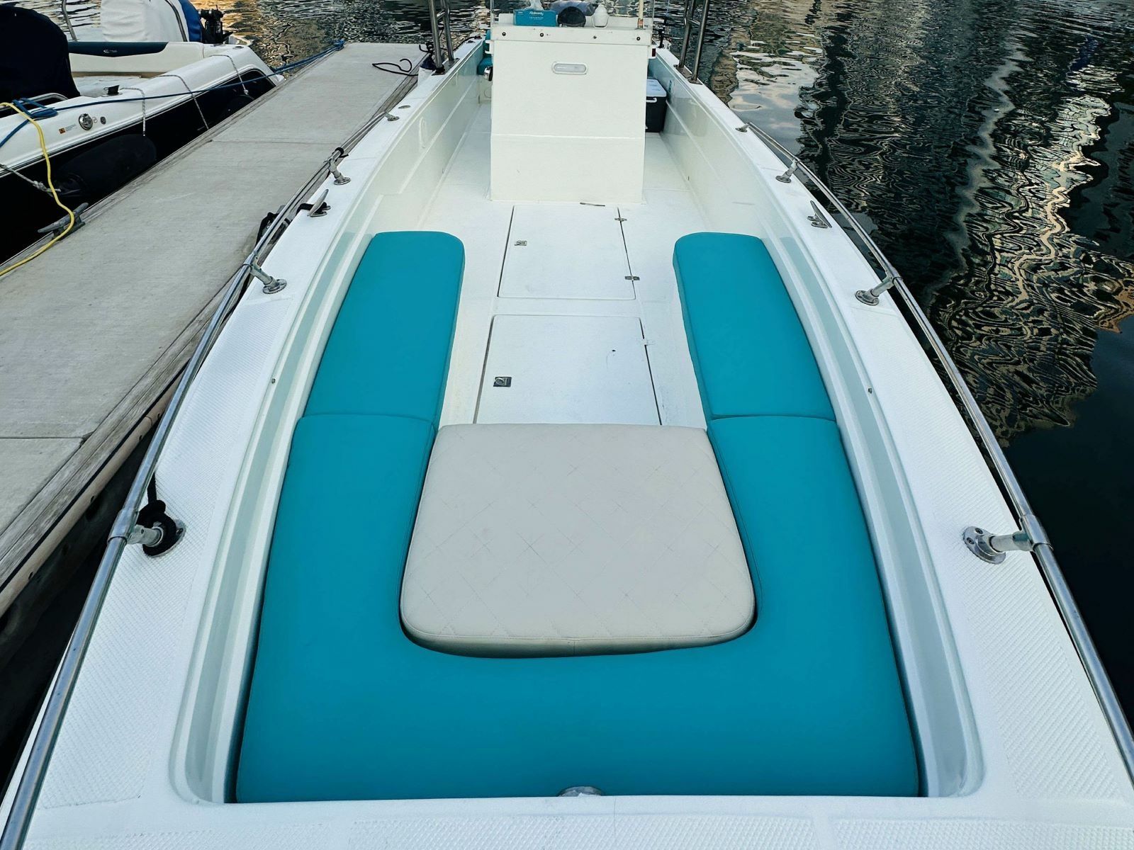 Custom Built 32 | Blue Fin