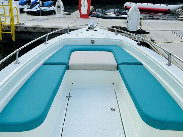 Custom Built 32 | Blue Fin
