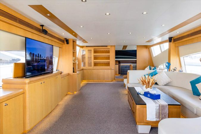 Custom Built 76 | Astra