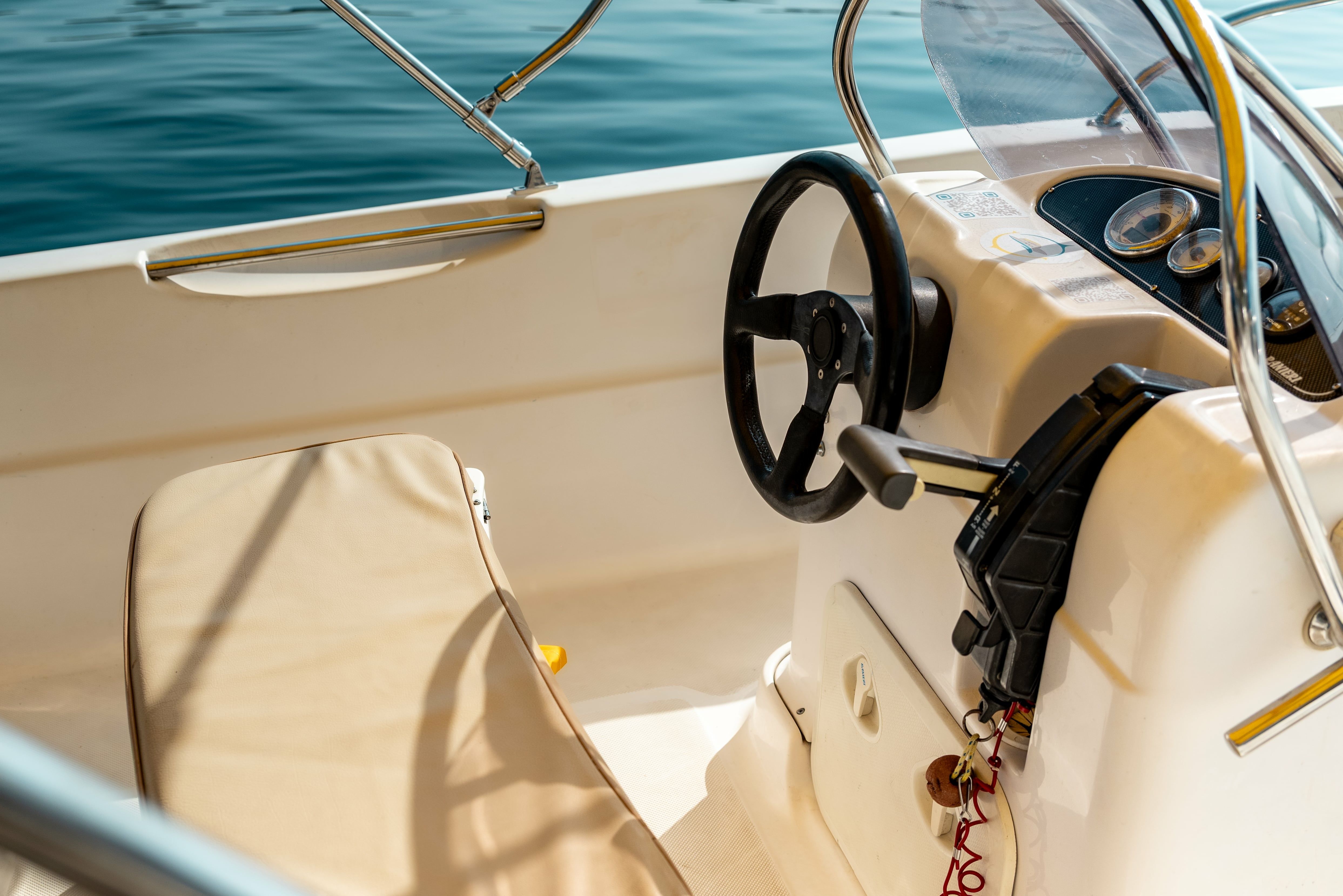 Ranieri 17 | Shark Due