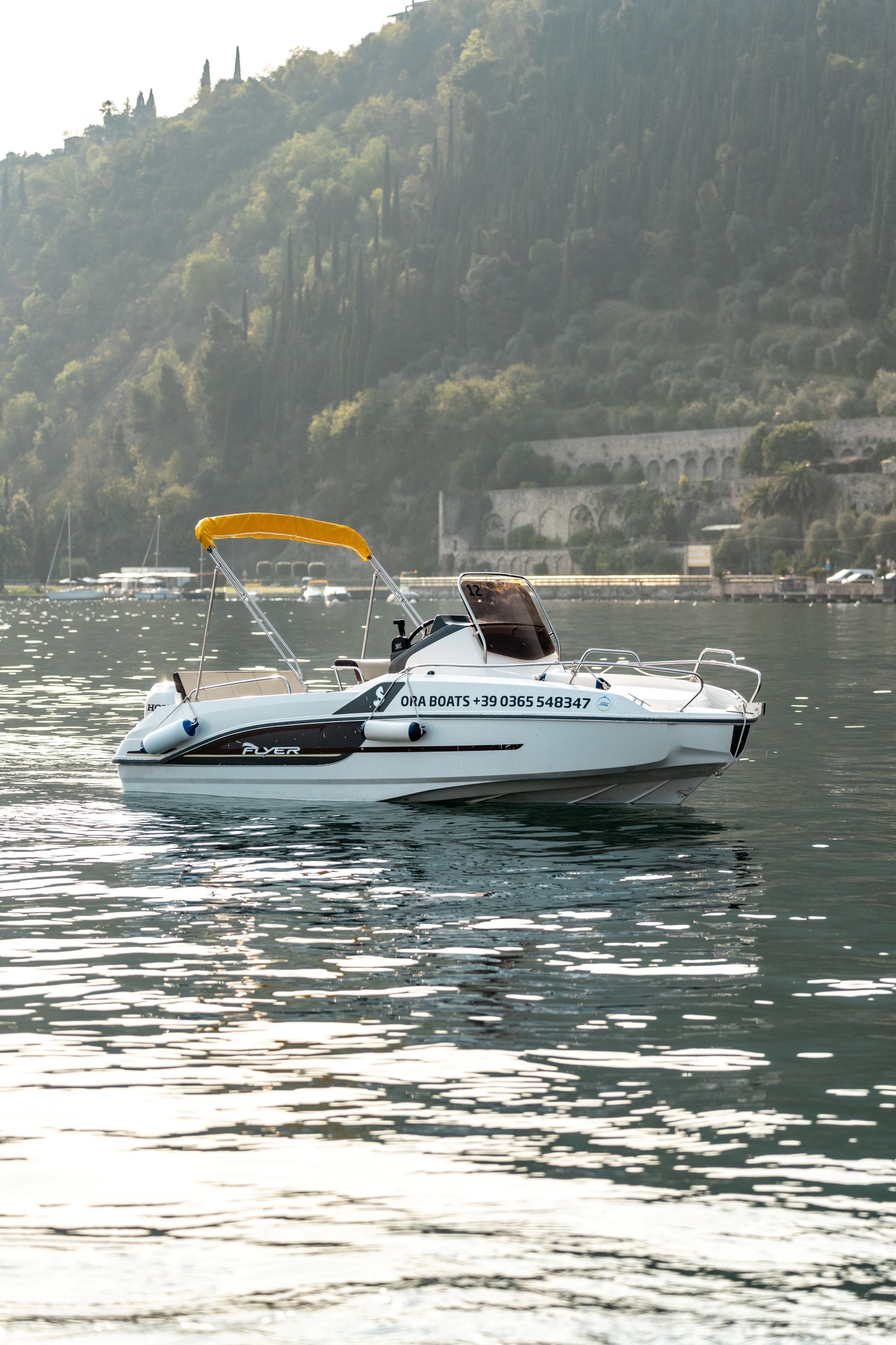 Beneteau Flyer 5.5 | Sun Deck Due