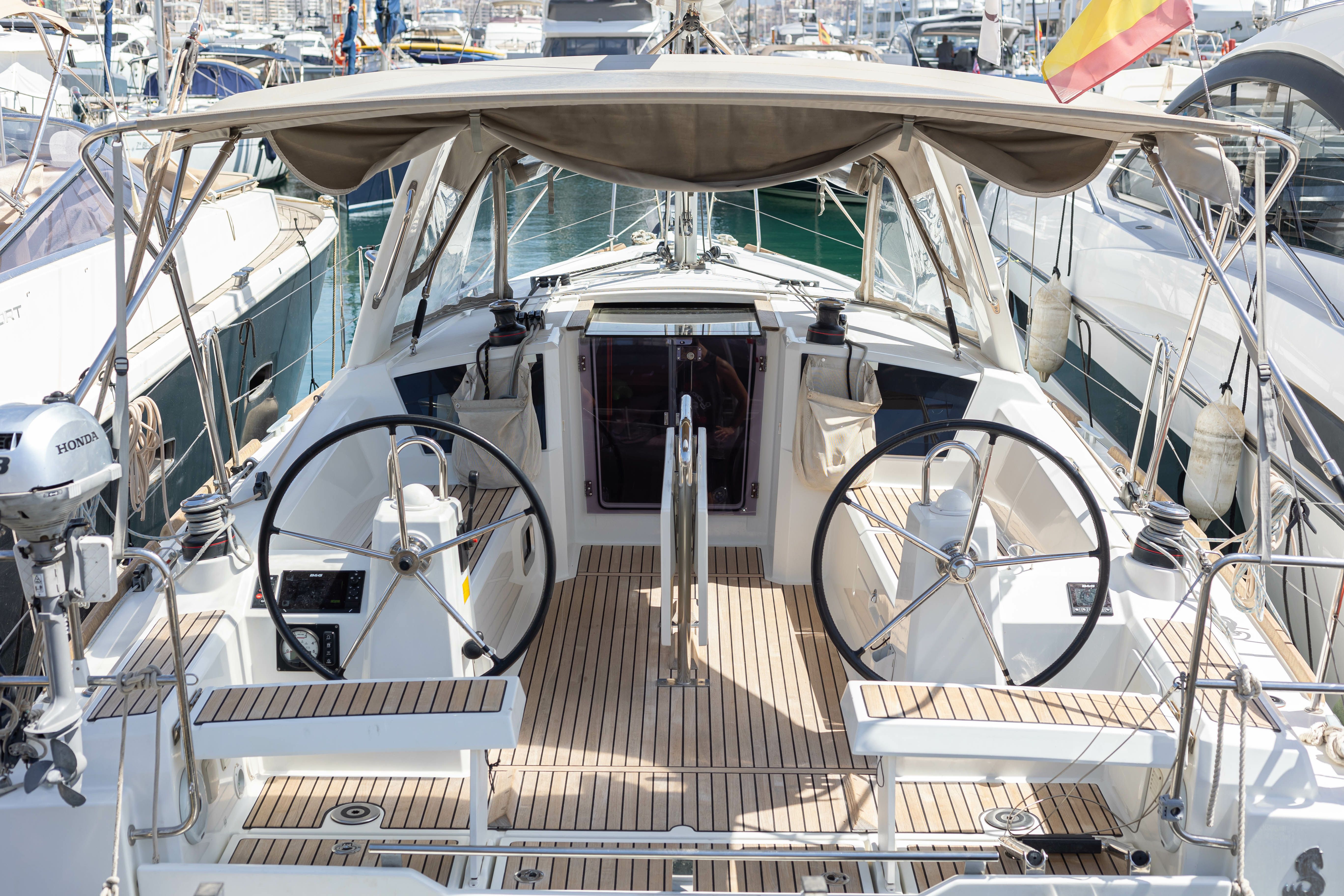 Beneteau Oceanis 35.1 | Islander