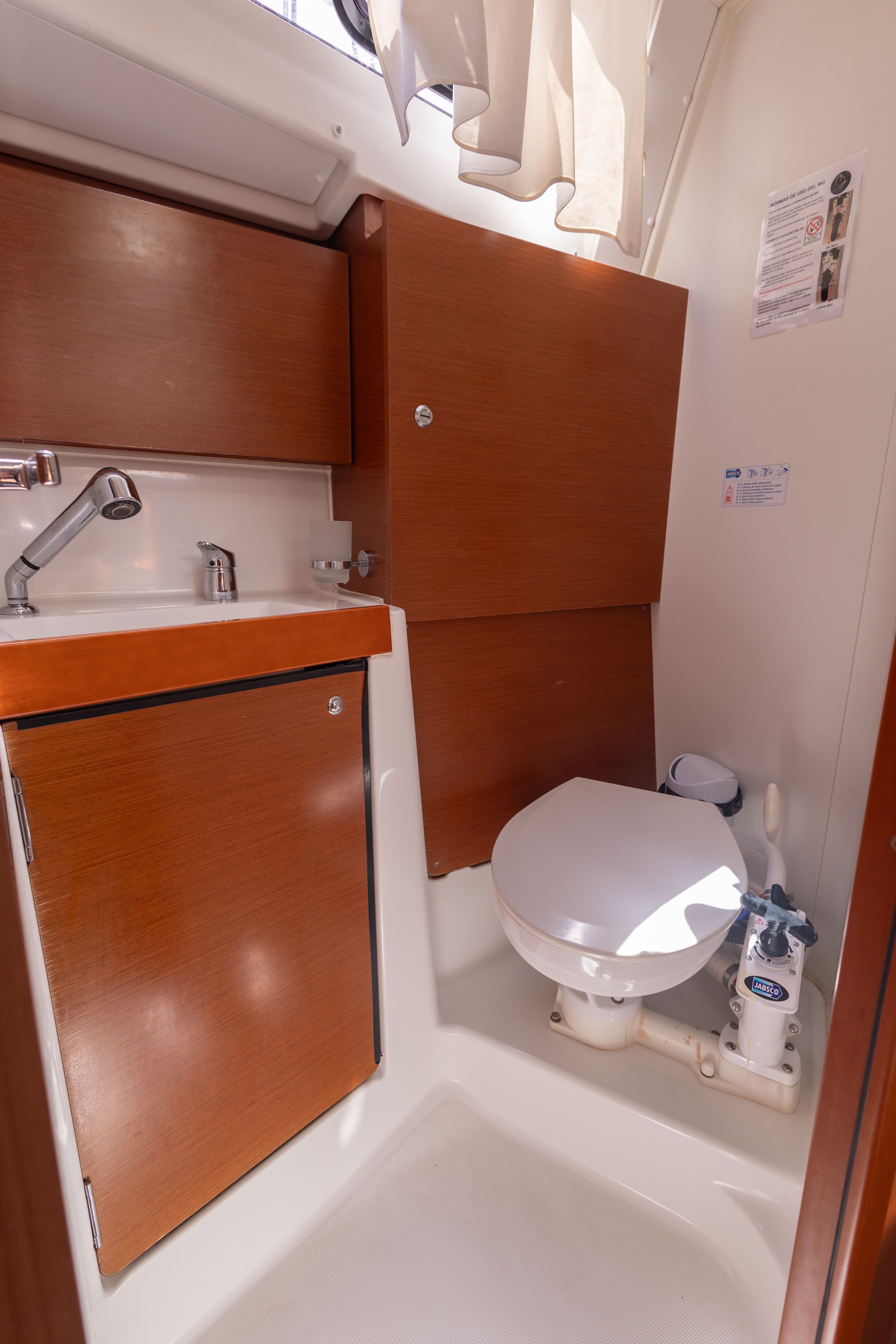 Beneteau Oceanis 35.1 | Islander