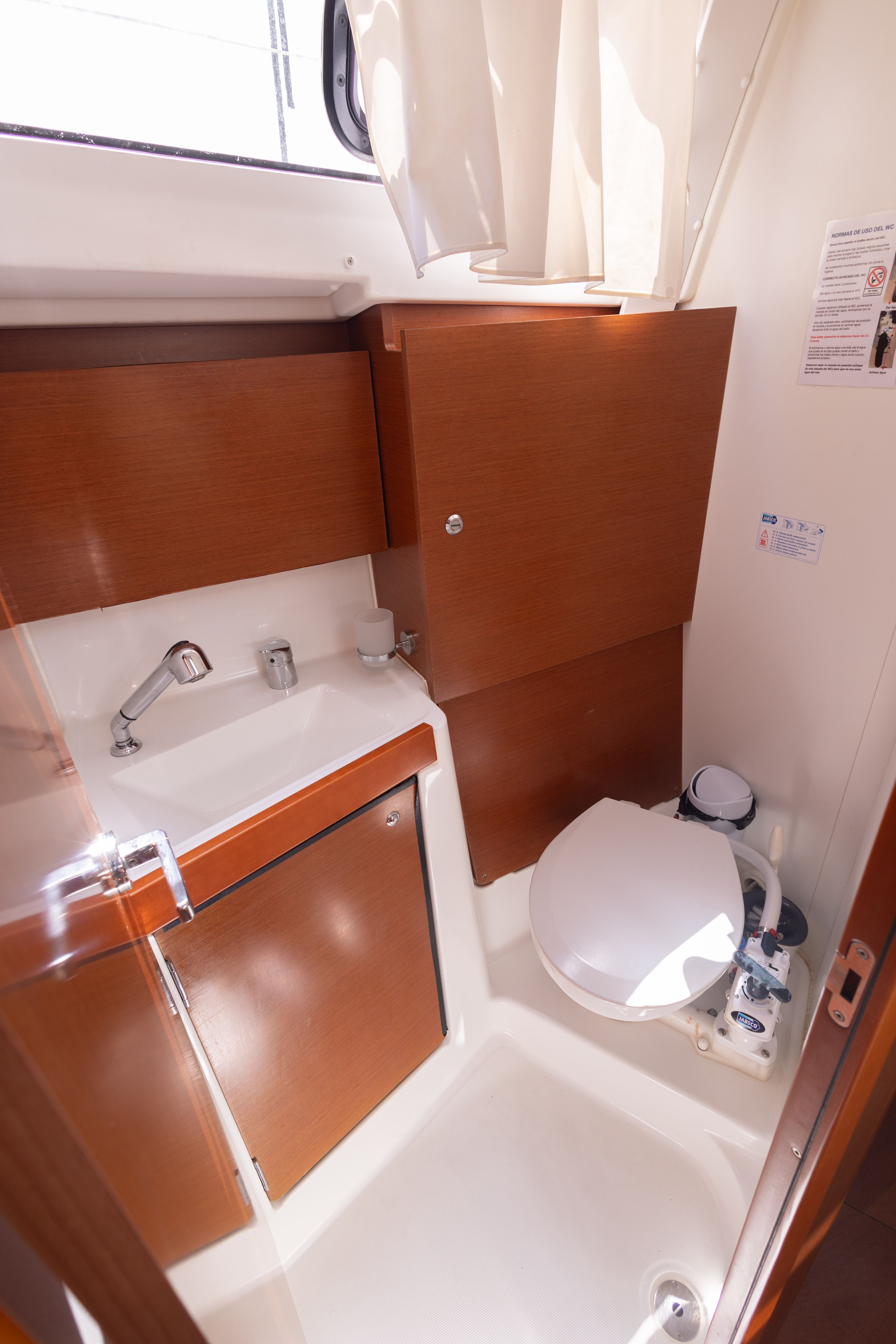 Beneteau Oceanis 35.1 | Islander