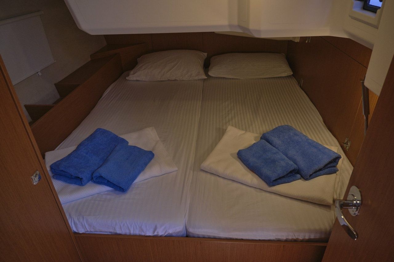 Bavaria C42 | Selene