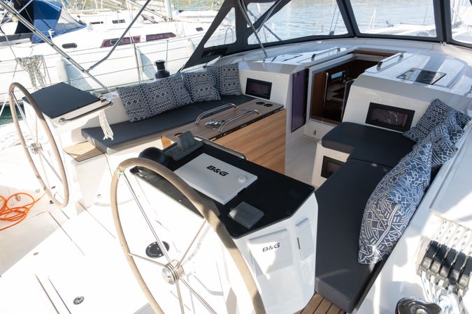 Bavaria C46 | Iris