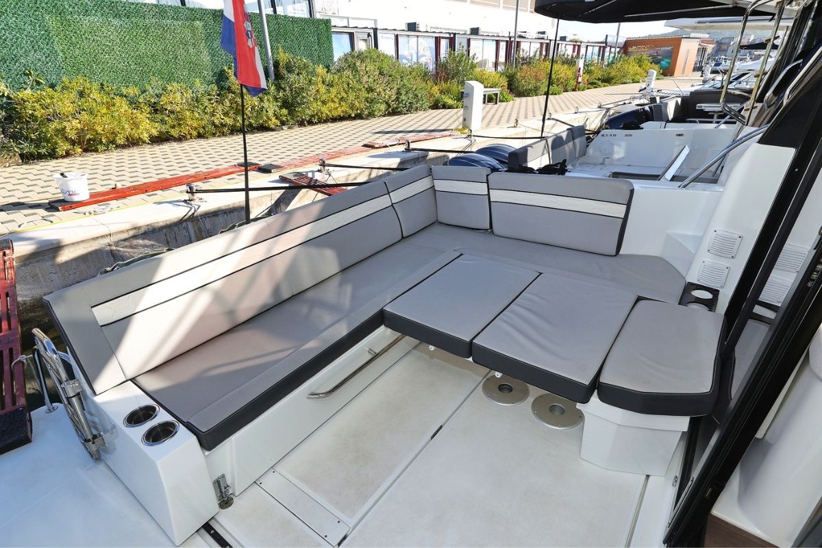 Jeanneau Merry Fisher 1095 | Blue Horizon