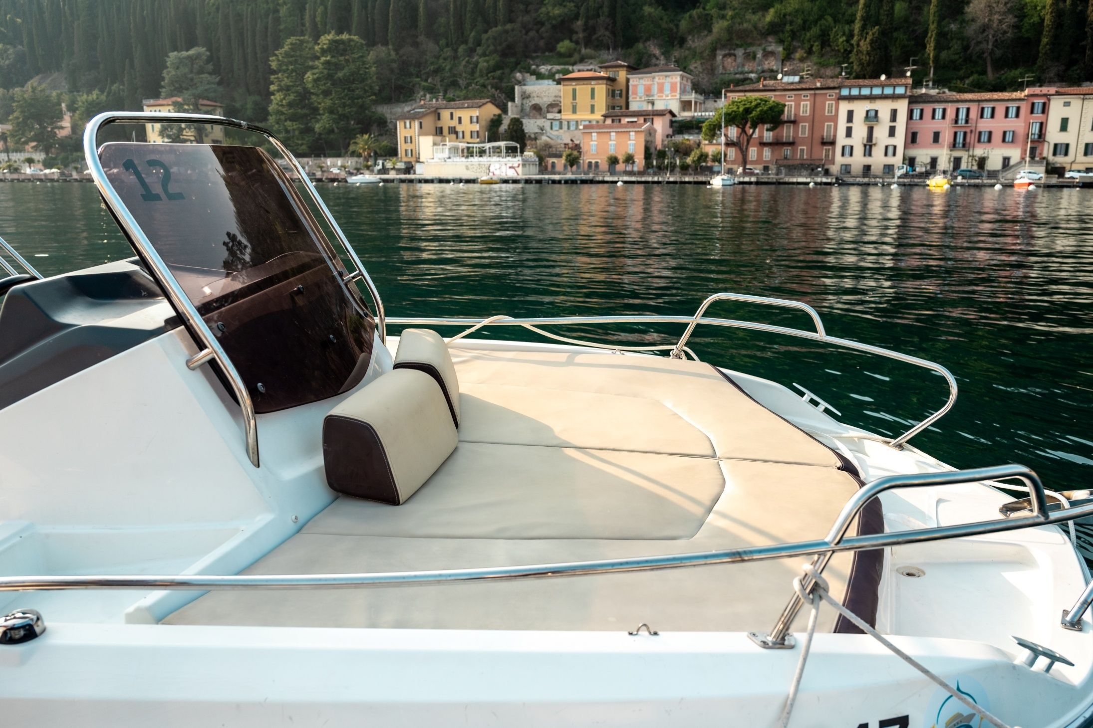 Beneteau Flyer 5.5 | Sun Deck Tre