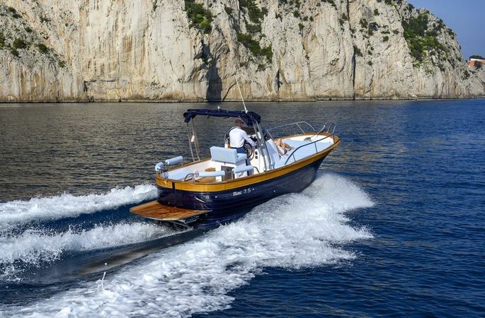 Cantieri Mimi Libeccio 7.5 | Ad Maiora
