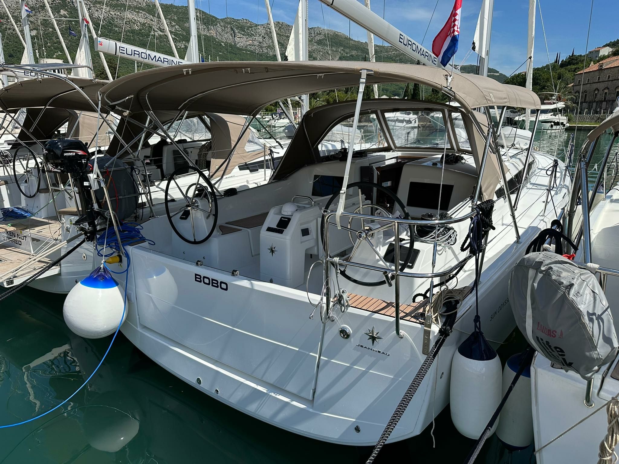 Jeanneau Sun Odyssey 410 | Bobo