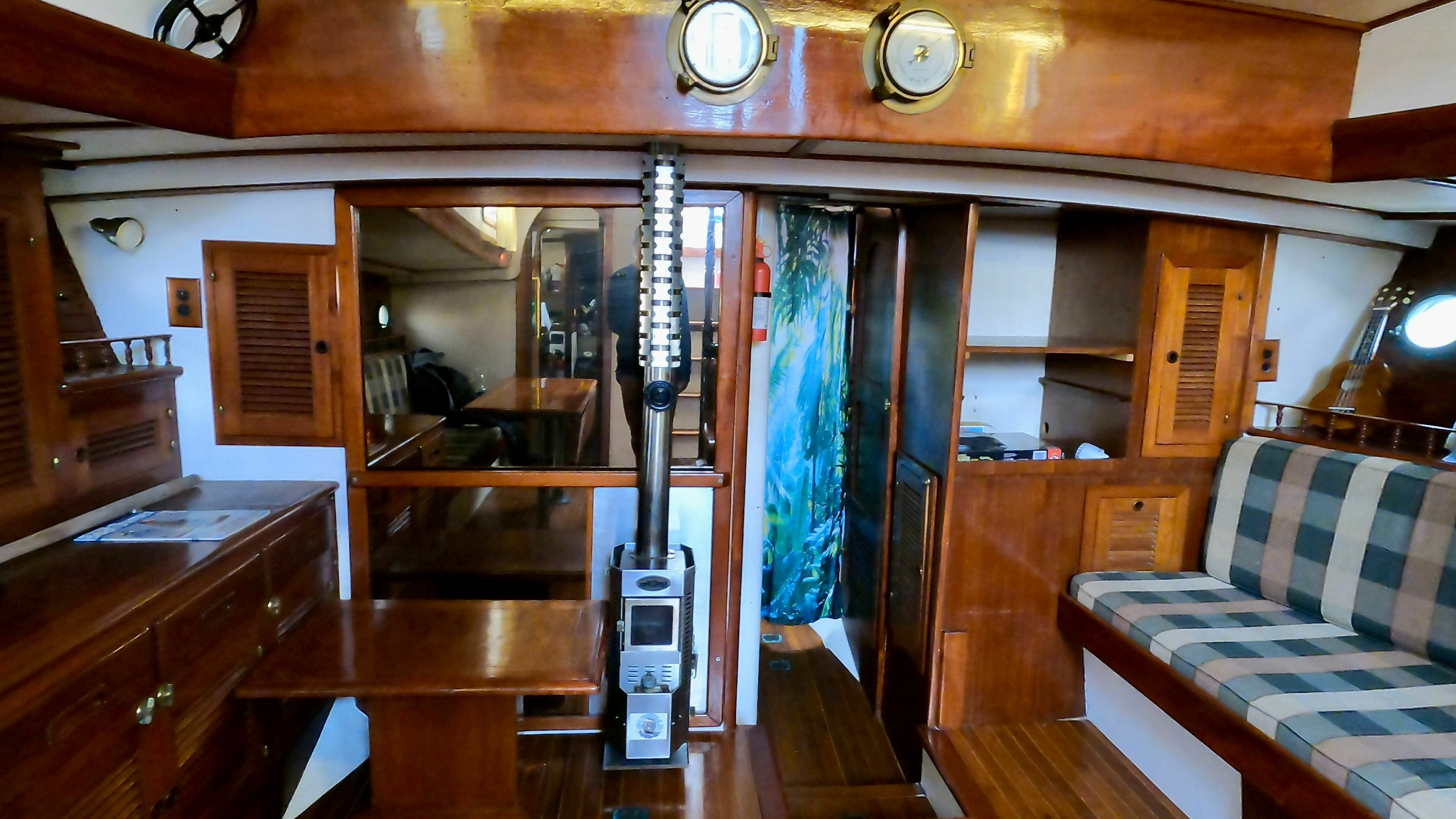 Vagabond 47 | Novena