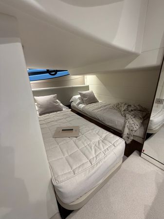 Princess V40 | Rascal