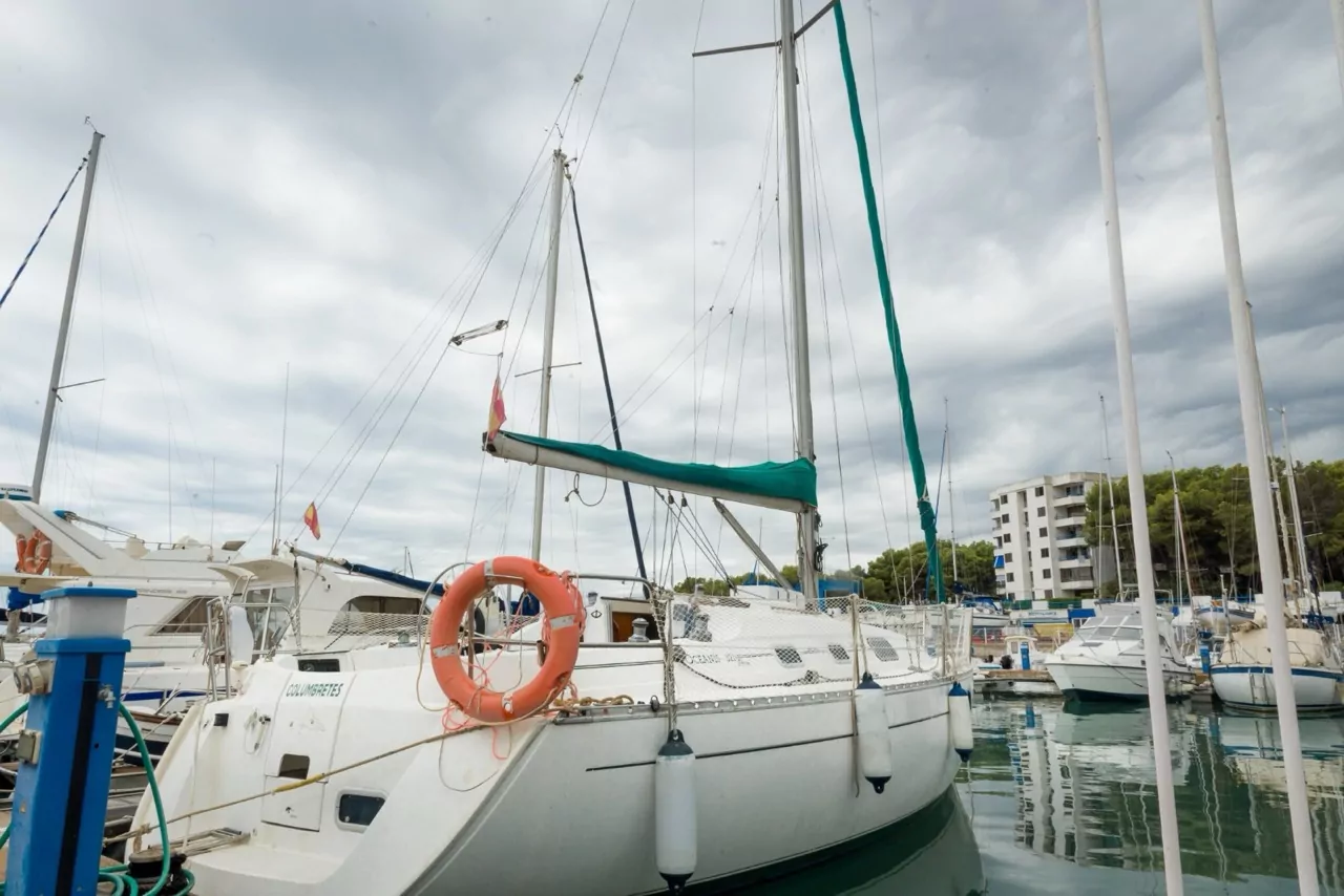 Beneteau Oceanis 321 | Columbretes