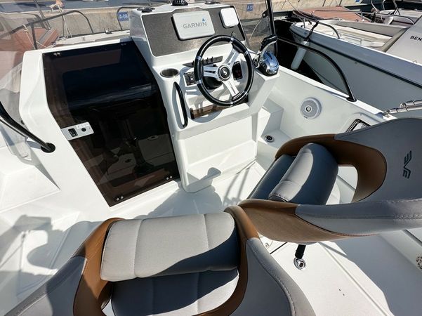Beneteau Flyer 7 Sundeck | Garbi