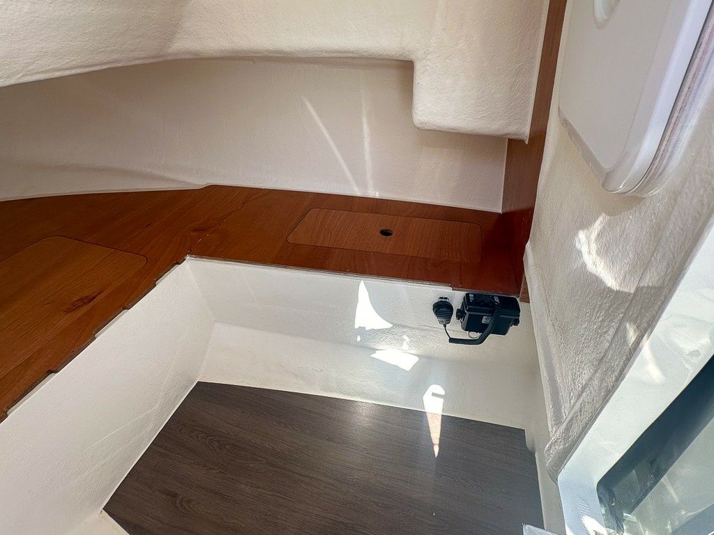 Beneteau Flyer 6 Sundeck | Ponent