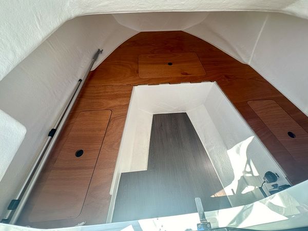 Beneteau Flyer 6 Sundeck | Ponent