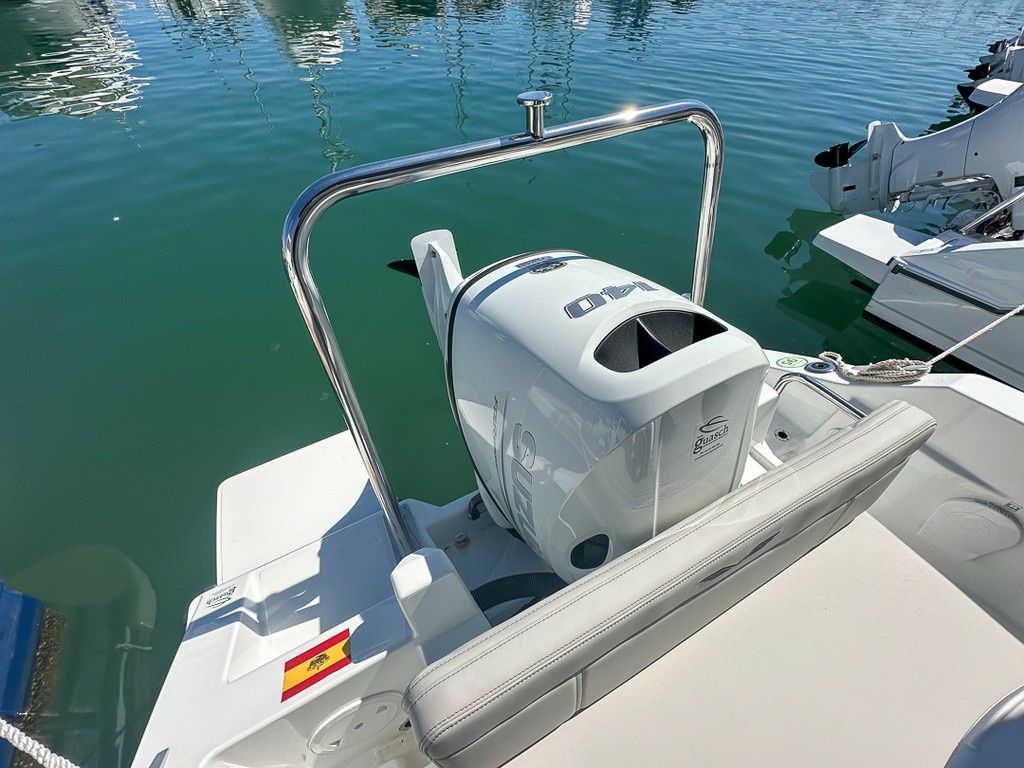 Beneteau Flyer 6 Sundeck | Ponent