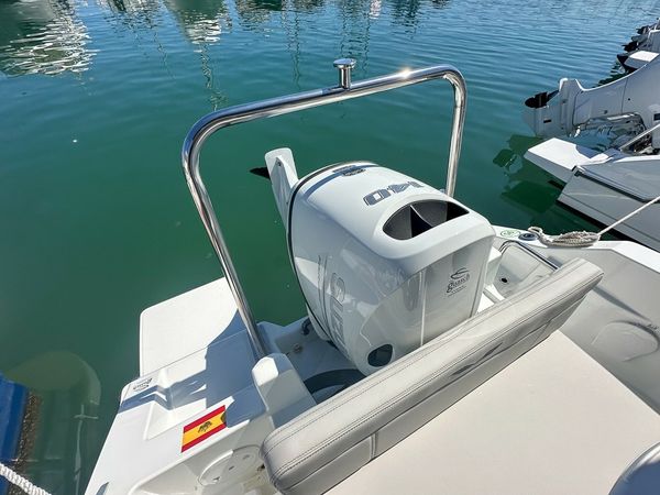 Beneteau Flyer 6 Sundeck | Ponent