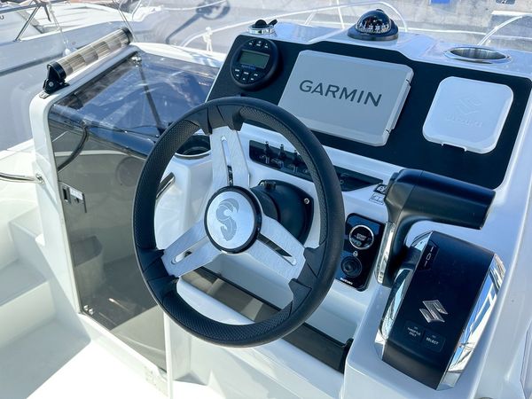 Beneteau Flyer 6 Sundeck | Ponent