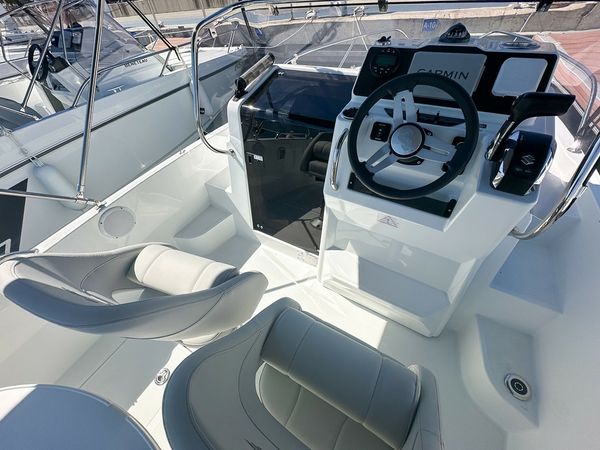 Beneteau Flyer 6 Sundeck | Ponent