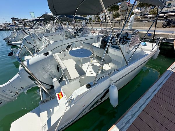 Beneteau Flyer 6 Sundeck | Ponent