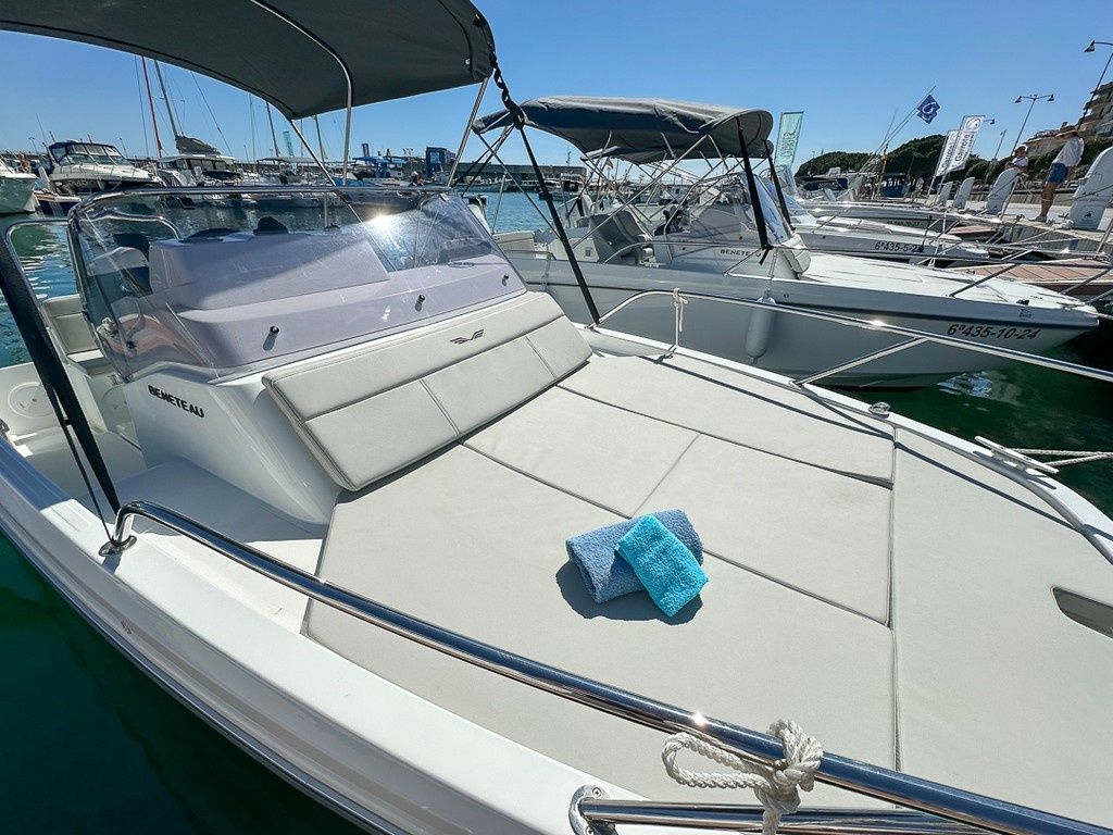 Beneteau Flyer 6 Sundeck | Ponent