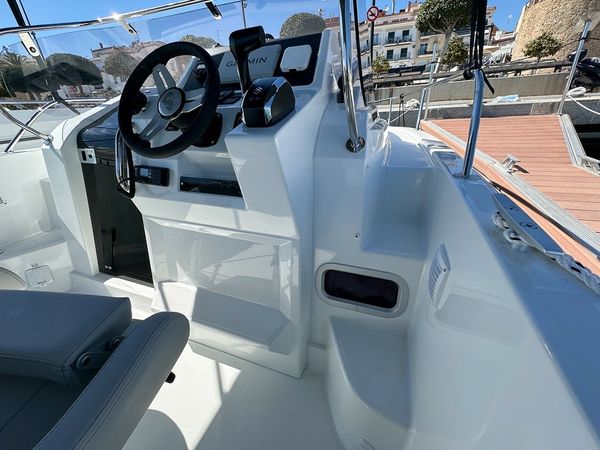 Beneteau Flyer 8 Sundeck | Llevant