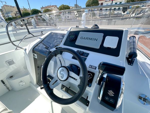 Beneteau Flyer 8 Sundeck | Llevant