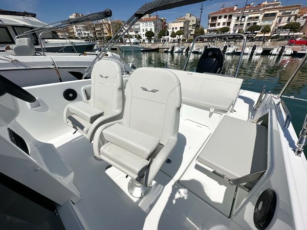 Beneteau Flyer 8 Spacedeck | Pepot