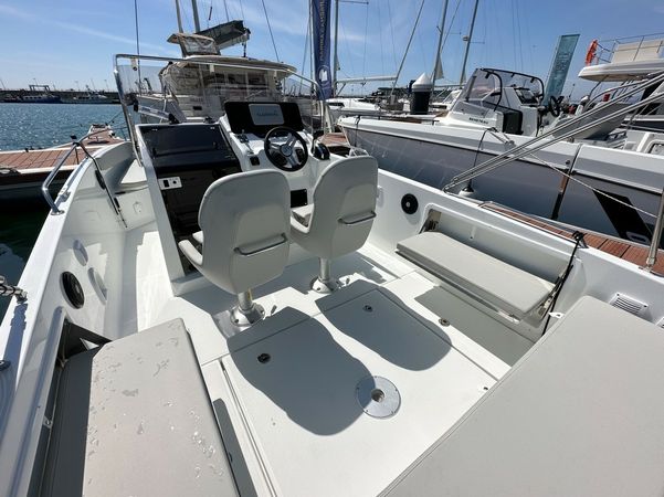 Beneteau Flyer 8 Spacedeck | Pepot