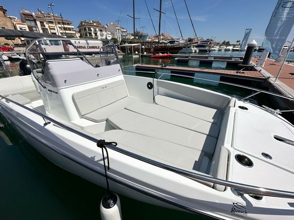 Beneteau Flyer 8 Spacedeck | Pepot