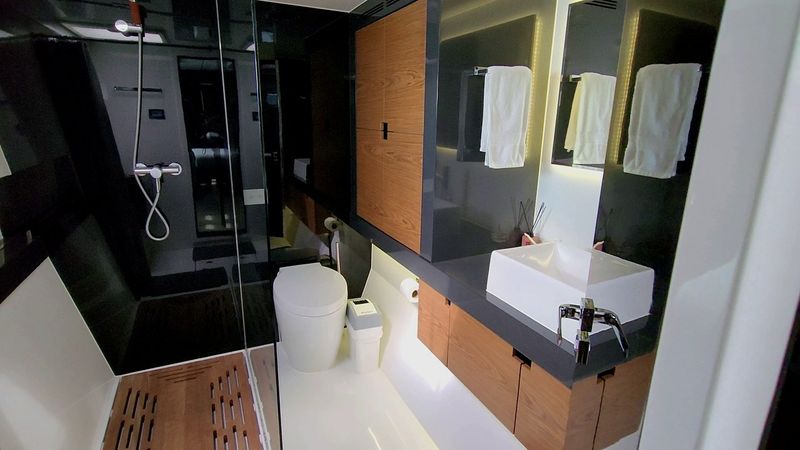 Sunreef 60 | Southern Lights