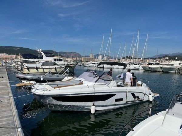 Beneteau Flyer 9 Sundeck | Bel Air 2