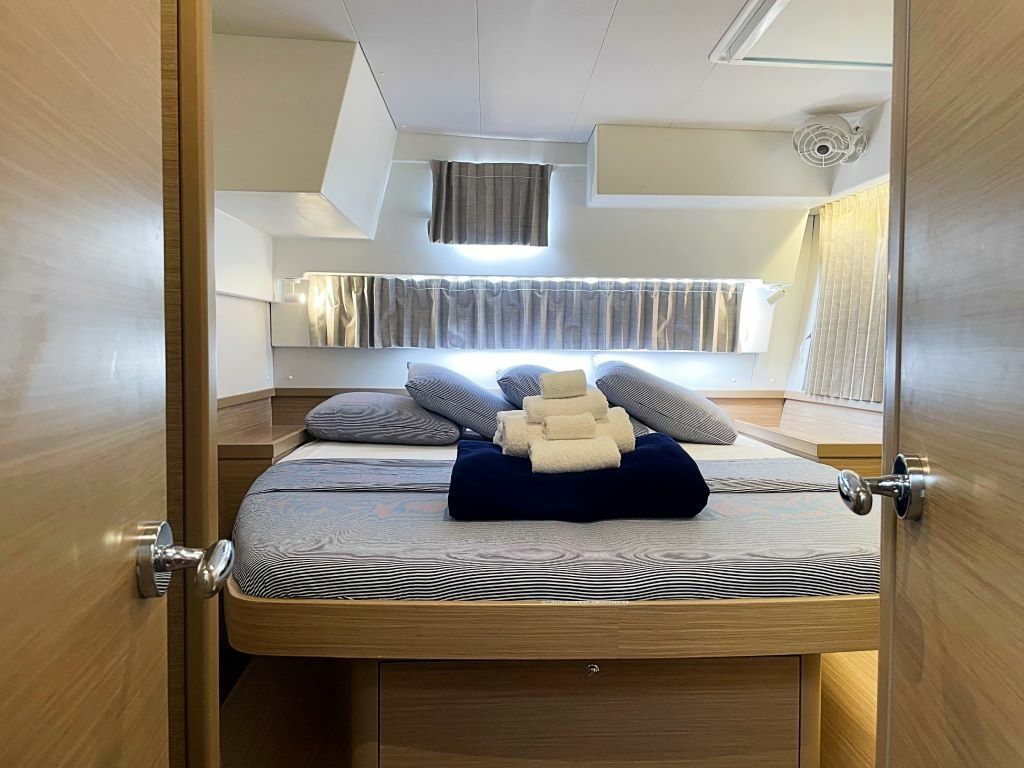 Lagoon 42 | Balancing Act