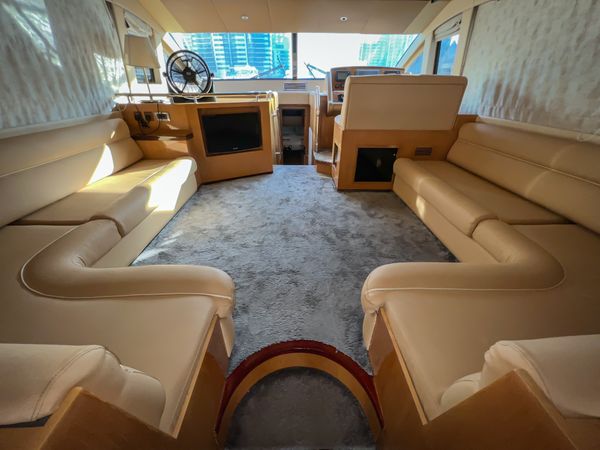 Gulf Craft Majesty 59 | The Crown