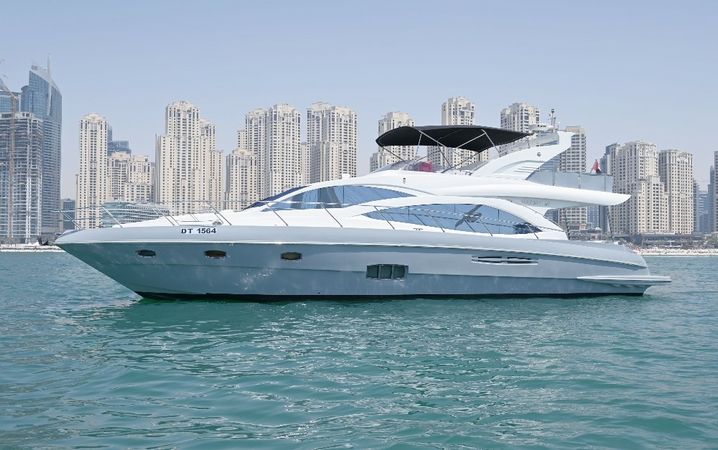 Gulf Craft Majesty 59 | The Crown
