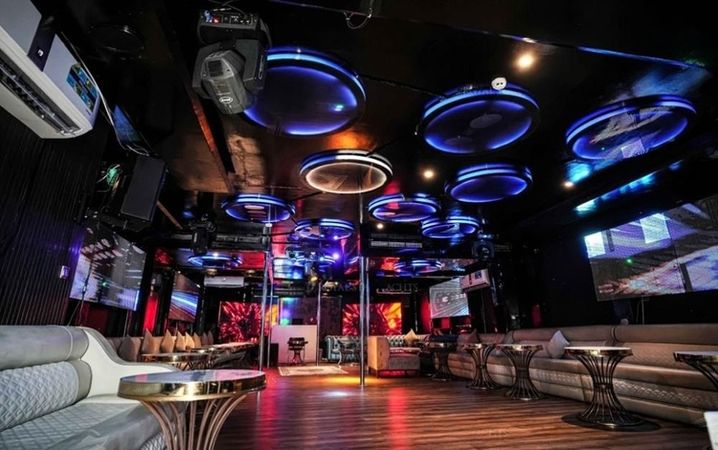 Custom Built 100 | Bella Vita