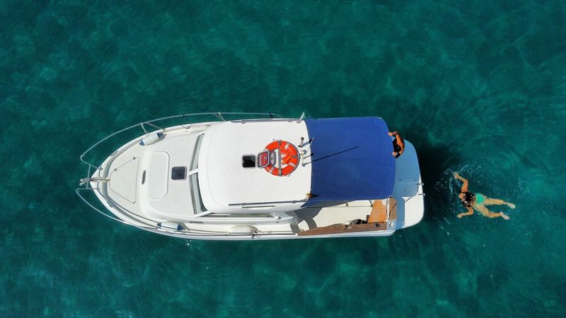 Beneteau Antares 710 | Scolvus
