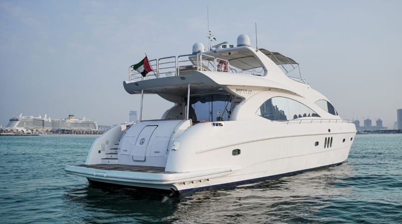 Gulf Craft Majesty 88 | Hamdan 2
