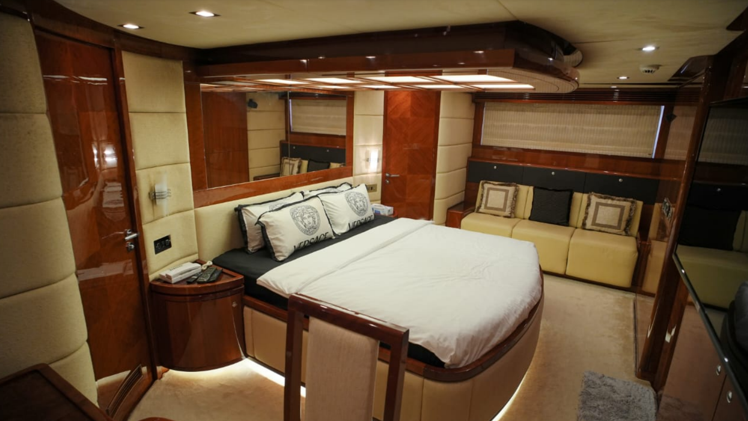 Gulf Craft Majesty 88 | Hamdan 2