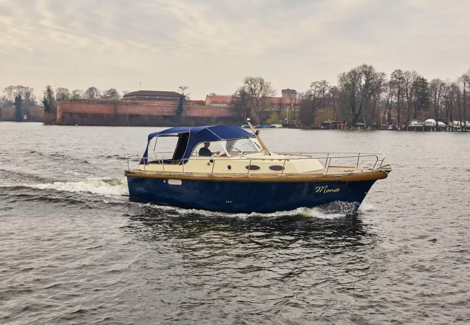 Passion Sun 850 | Mona