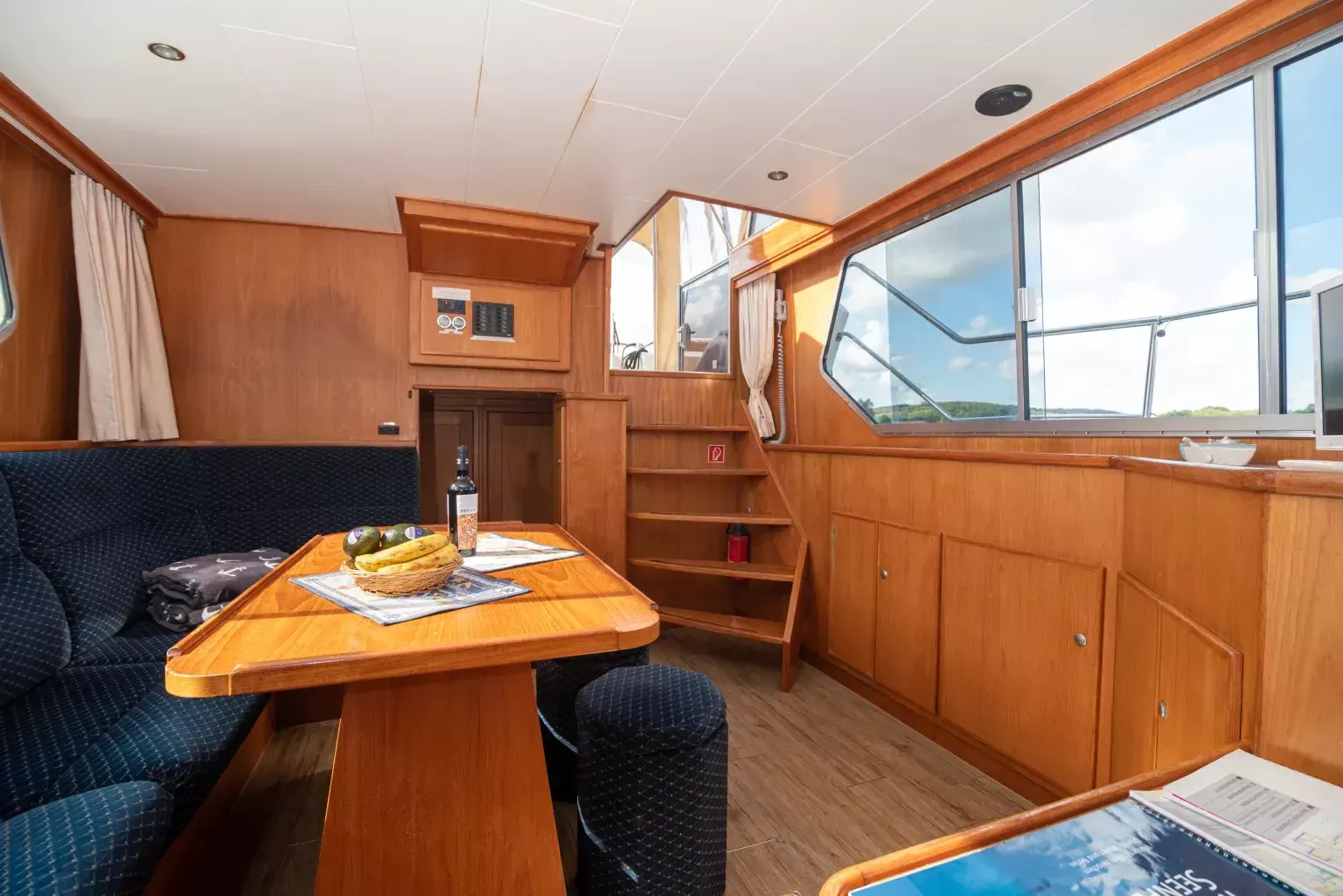 Aqua Yacht 1200 | Siva