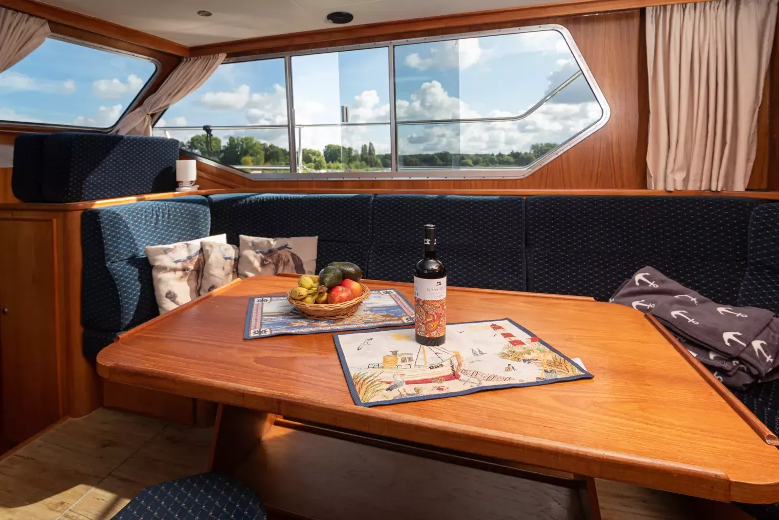 Aqua Yacht 1200 | Siva