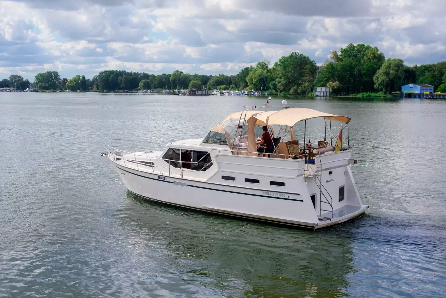 Aqua Yacht 1200 | Siva